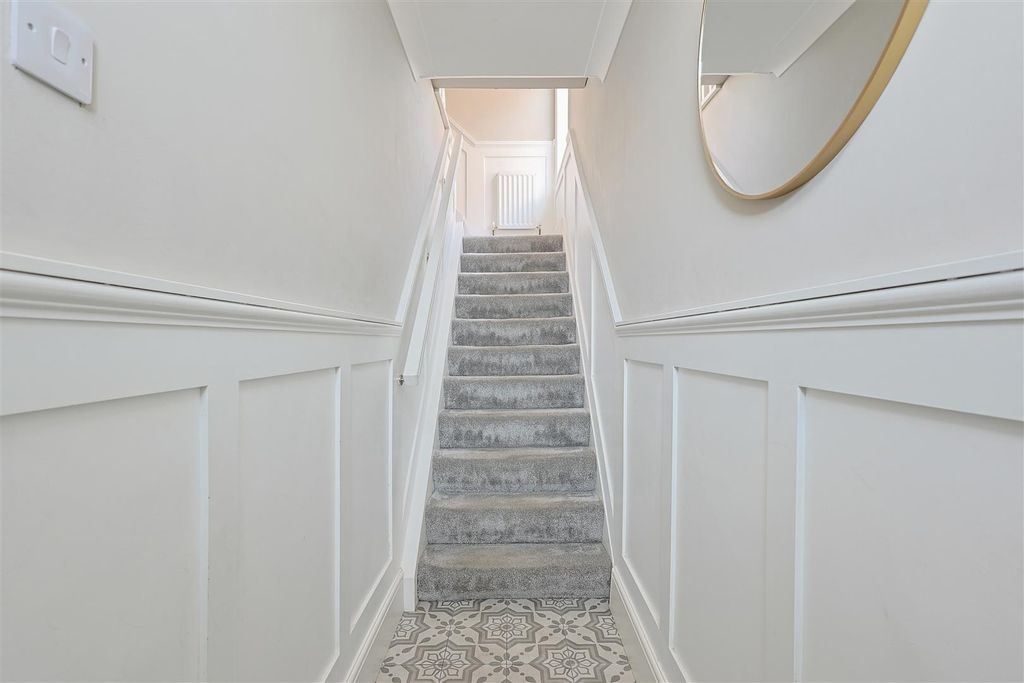 Additional image 4 of 2 bed flat for saleBenfield Road, North Heaton, Newcastle Upon Tyne NE6