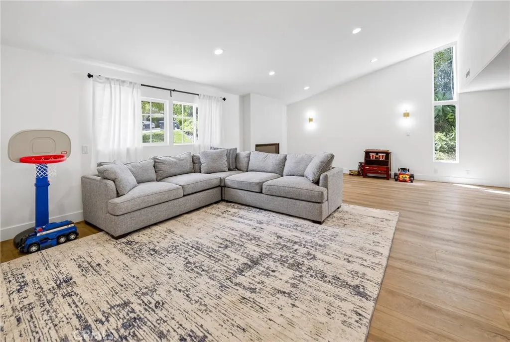 Additional image 39 of 4515 Park Livorno, Calabasas, CA 91302