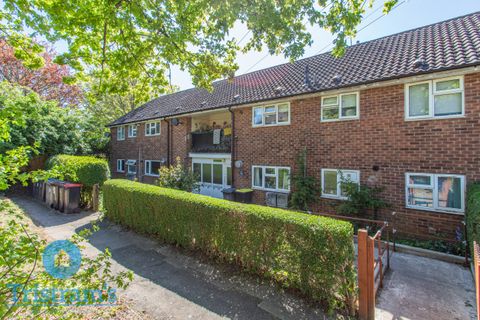 Gibbons Avenue, Stapleford NG9