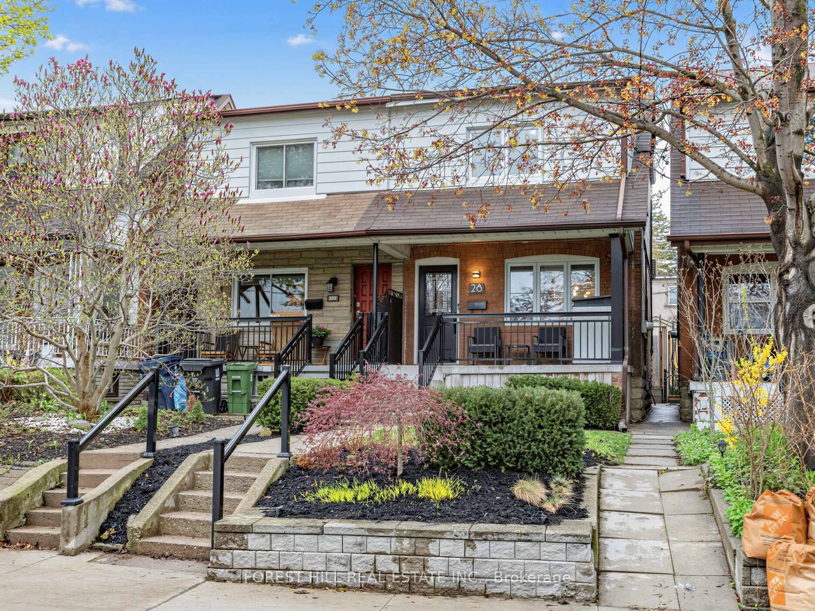 28 Alameda Avenue, Toronto, ON, M6C 3W2