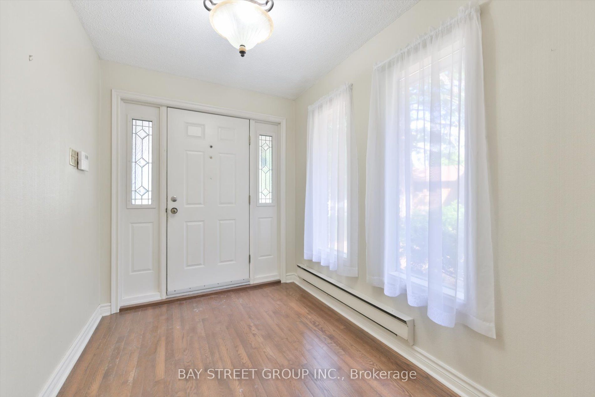 Additional image 4 of 33 Kilchurn Castle Drive, Toronto, ON, M1T 2W3