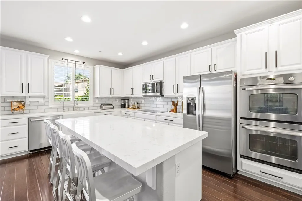 Additional image 46 of 24410 Aranda Lane, Valencia, CA 91354