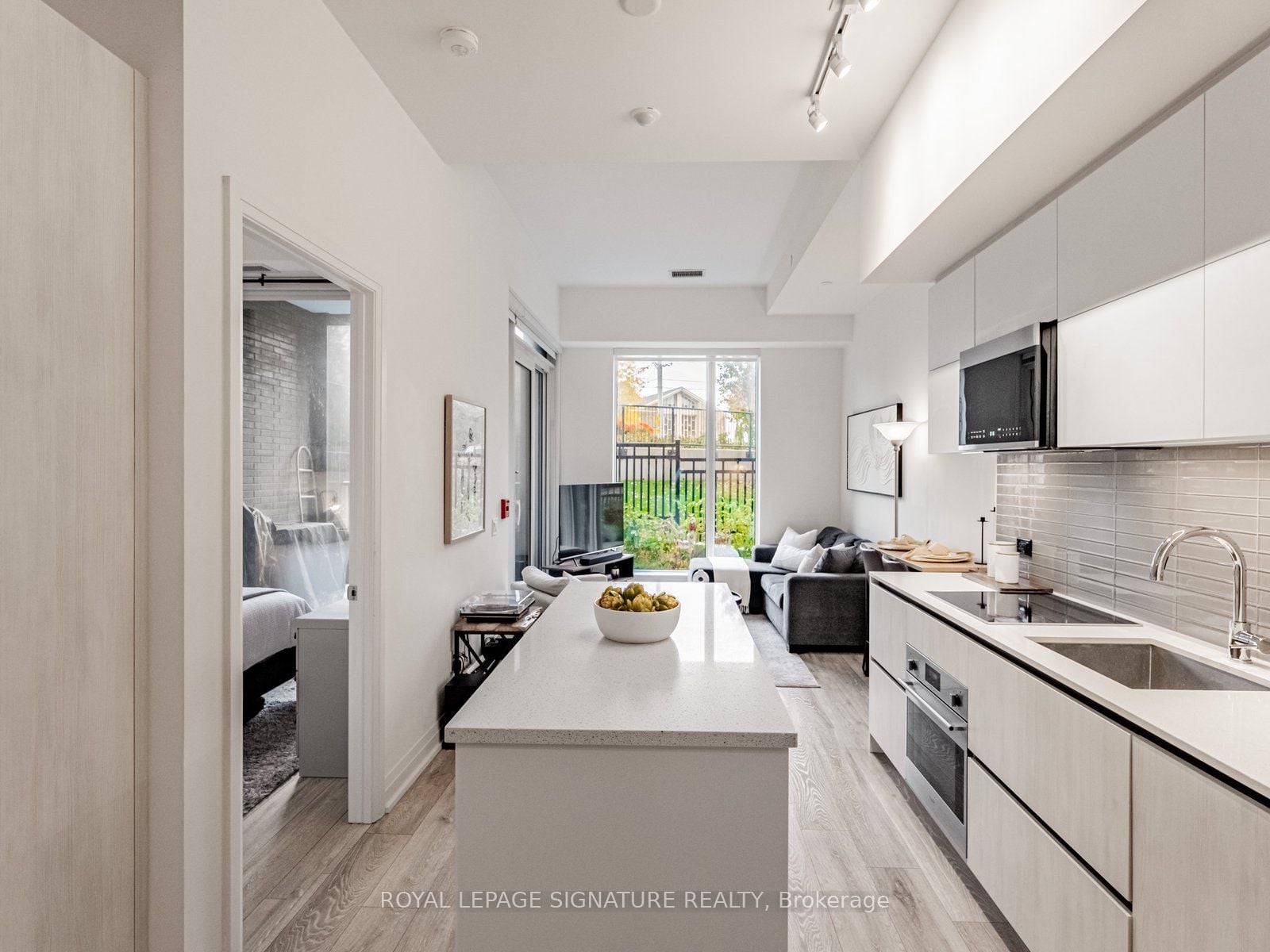 Additional image 4 of 102-21 Park Street E, Mississauga, ON, L5G 0C2