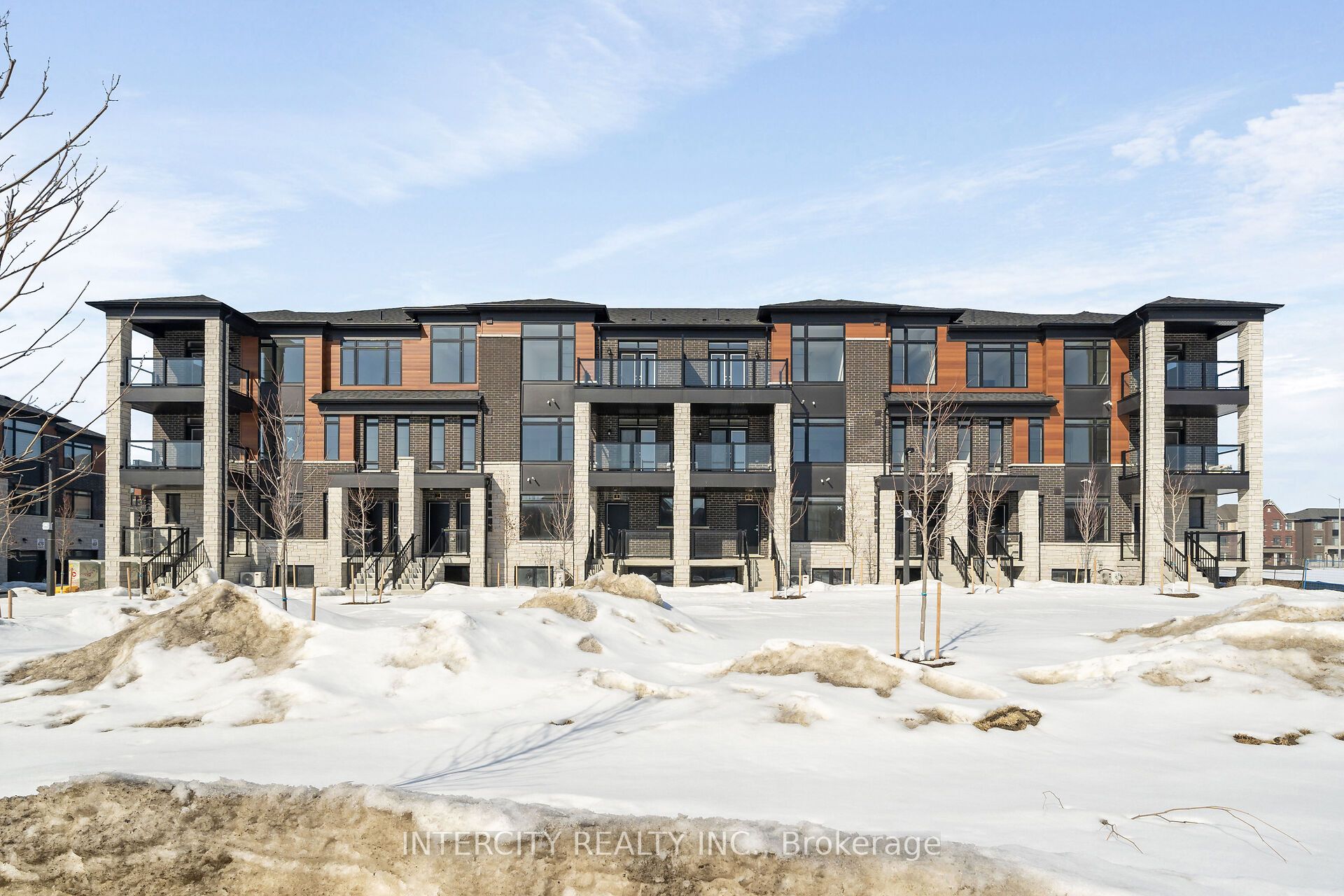 43F-1 Vibrant Way, Caledon, ON, L7C 1Z9