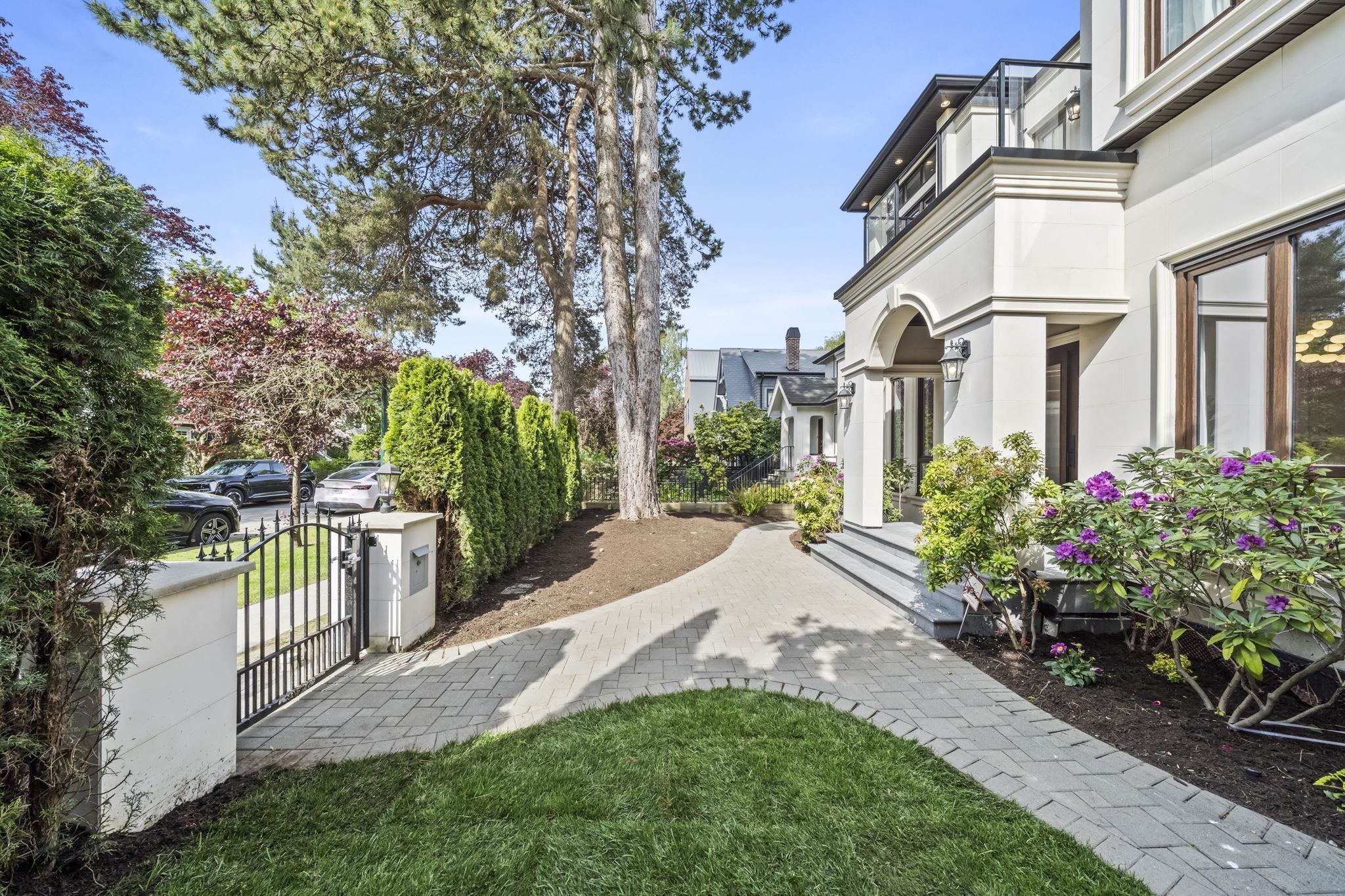 Additional image 3 of 4347 9th Avenue W, Vancouver, BC, V6R 2C8