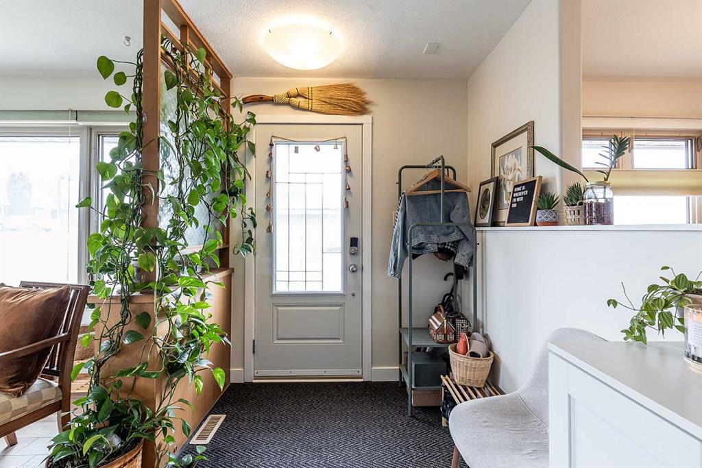 Additional image 6 of 75 Robertson Way SW, Medicine Hat, AB, T1A 5J3