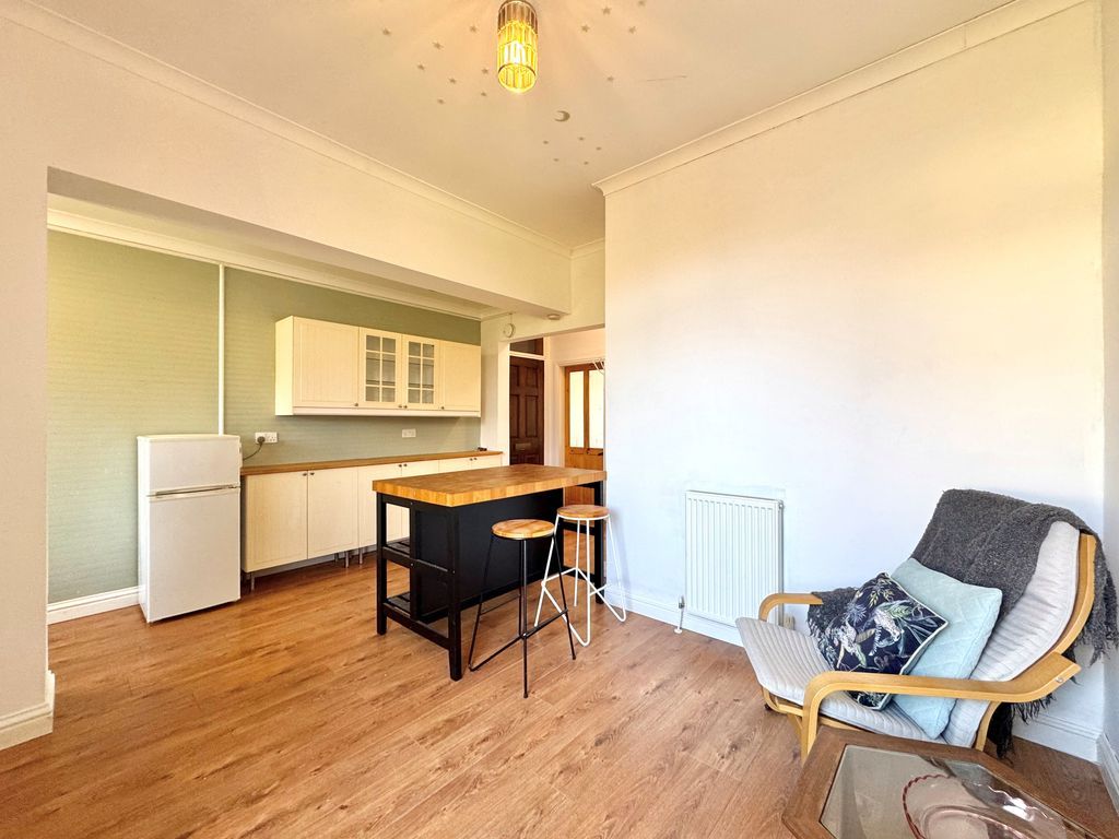 Additional image 2 of 2 bed flat for salePrestwick Road, Ayr KA8