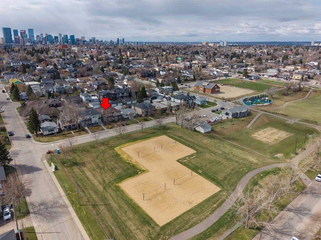 229 29 Avenue NE, Calgary, AB, T2E2C2