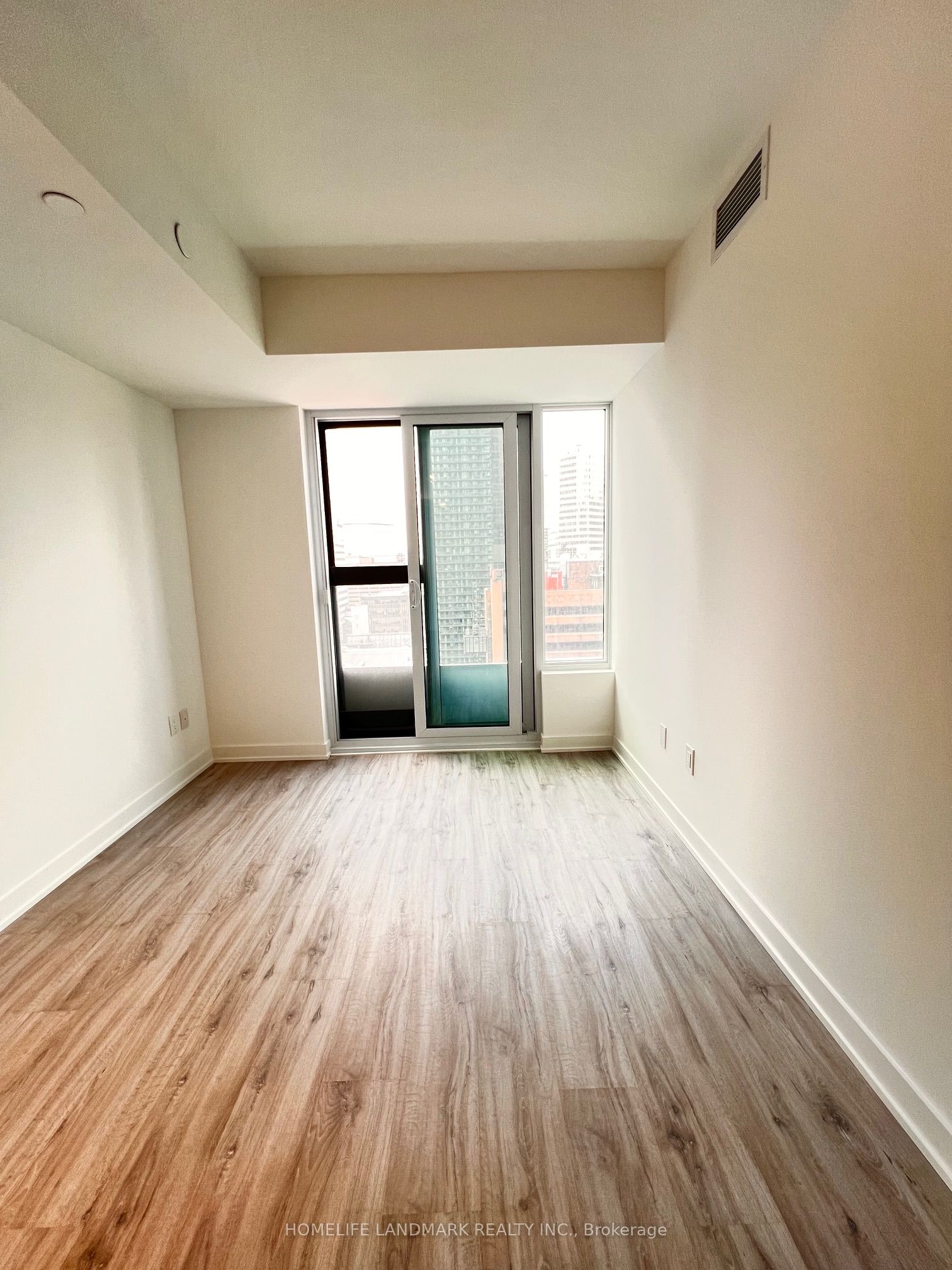 Additional image 2 of 2016-252 Church Street, Toronto, ON, M5B 0E6