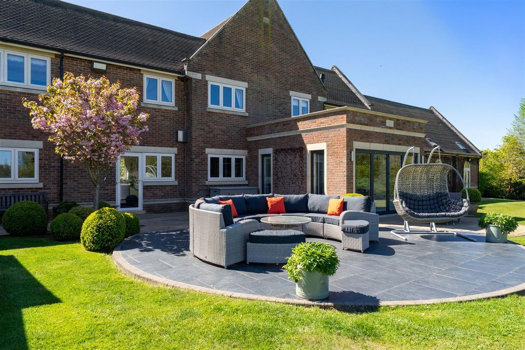 Additional image 31 of 8 bed detached house for saleSheldons Lane, Walgrave, Northampton NN6
