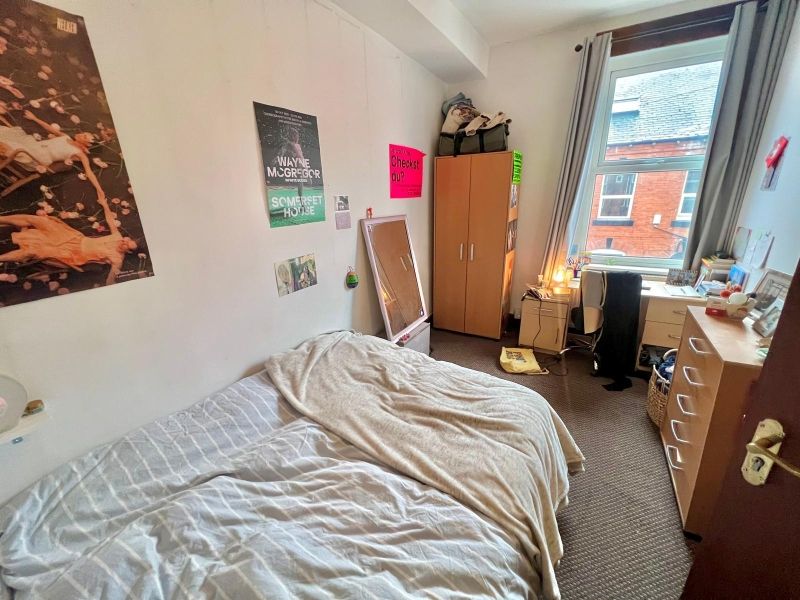Additional image 2 of 5 bed shared accommodation to rentBranksome Place, Hyde Park, Leeds LS6