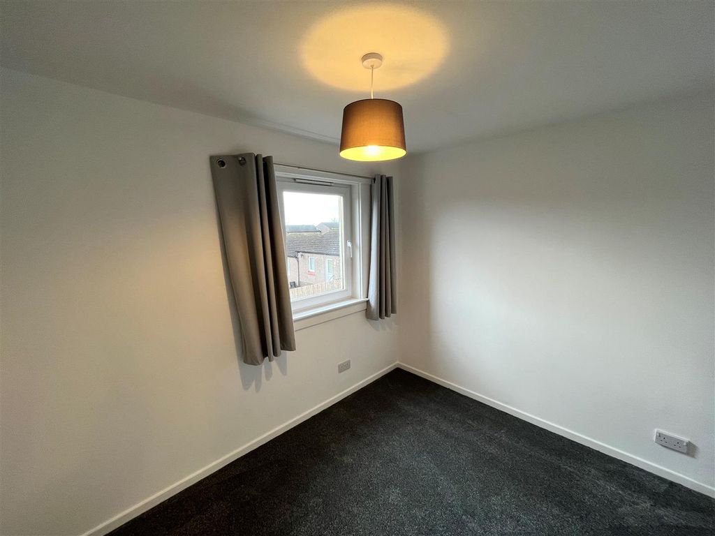 Additional image 3 of 3 bed terraced house to rentBen Nevis Way, Cumbernauld, Glasgow G68