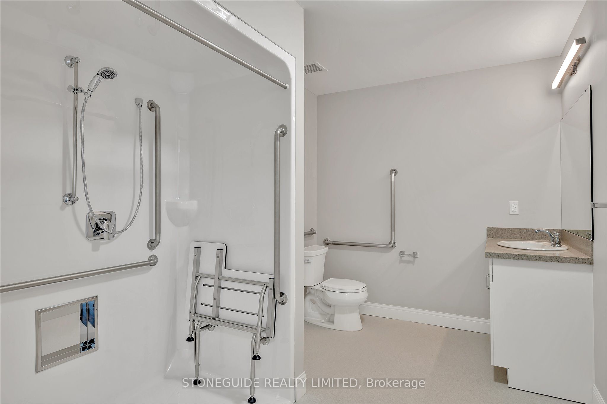Additional image 5 of 421-555 Bonaccord Street, Peterborough, ON, K9H 2X8