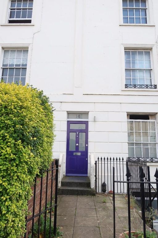 7 bed property to rentHenstead Road, Southampton SO15