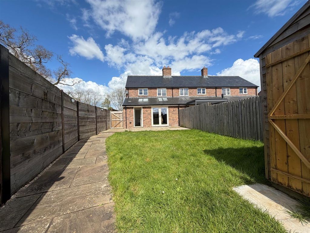 Additional image 2 of 3 bed end terrace house to rentHolwell Road, Kings Stag, Sturminster Newton DT10