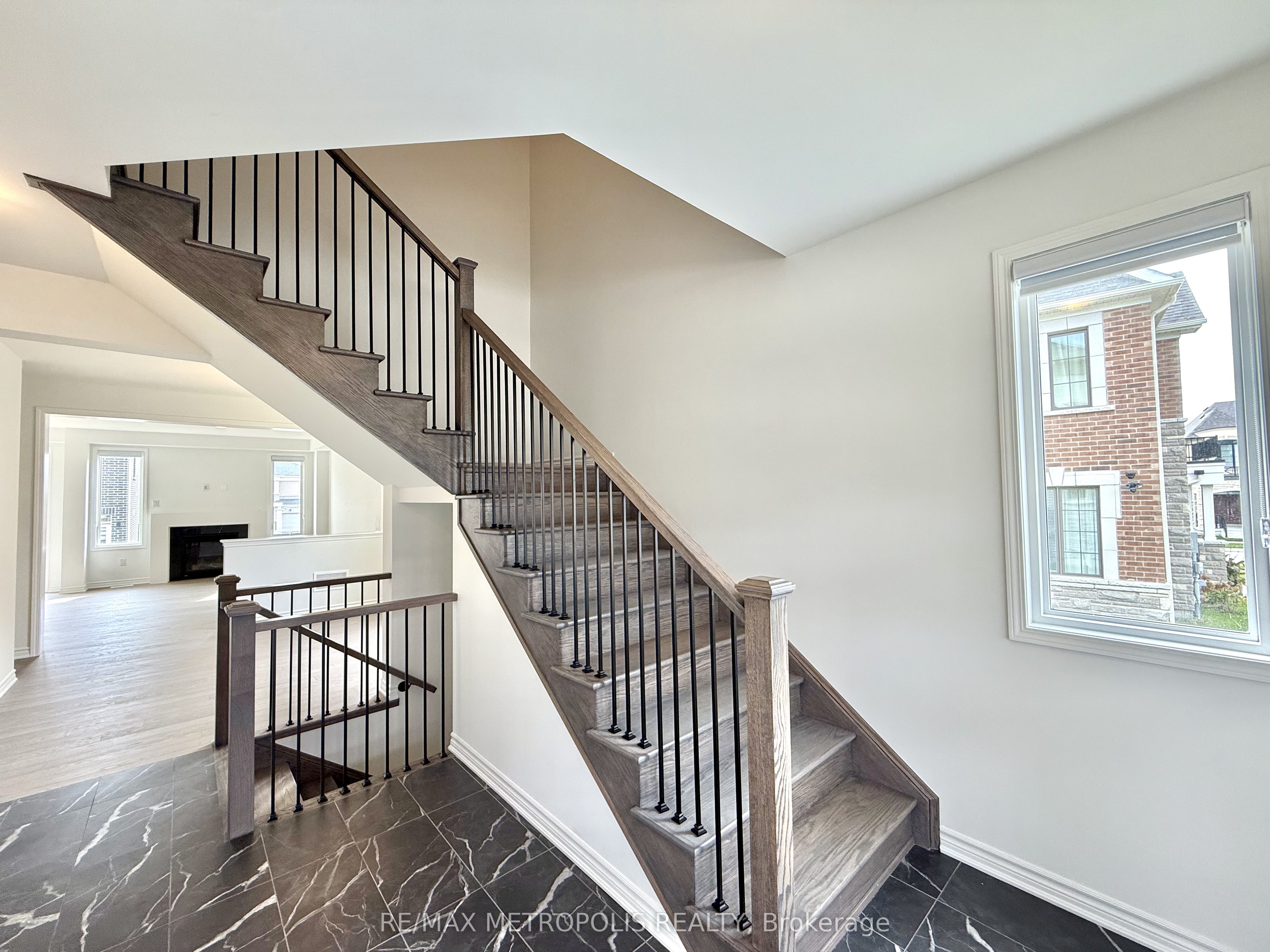 Additional image 4 of 1341 Glamorgan Manor, Pickering, ON, L1X 0N1