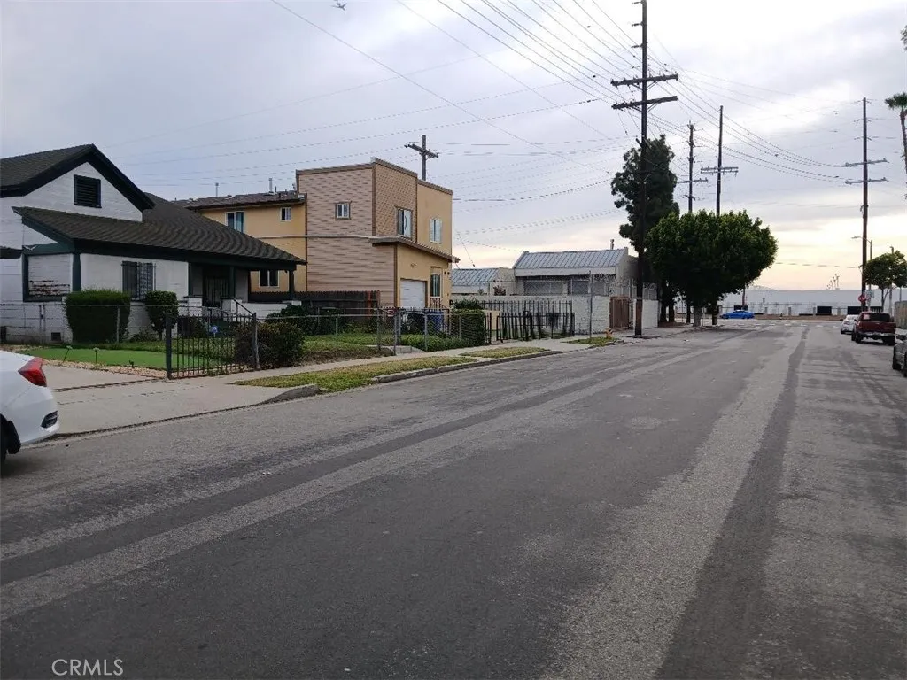 Additional image 23 of 940 W 78th Street, Los Angeles, CA 90044