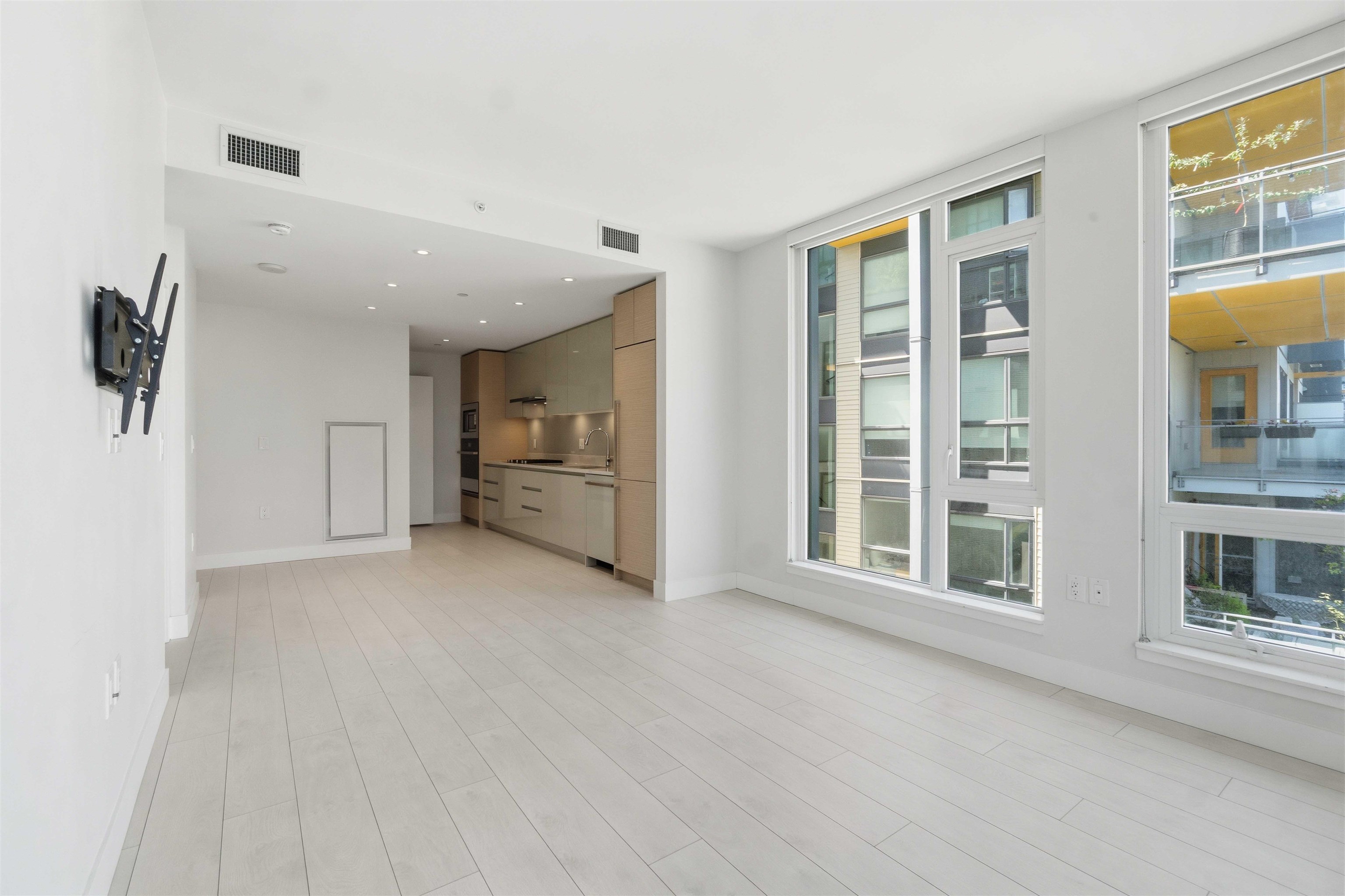 Additional image 6 of 404-3538 Sawmill Crescent, Vancouver, BC, V5S 0J8