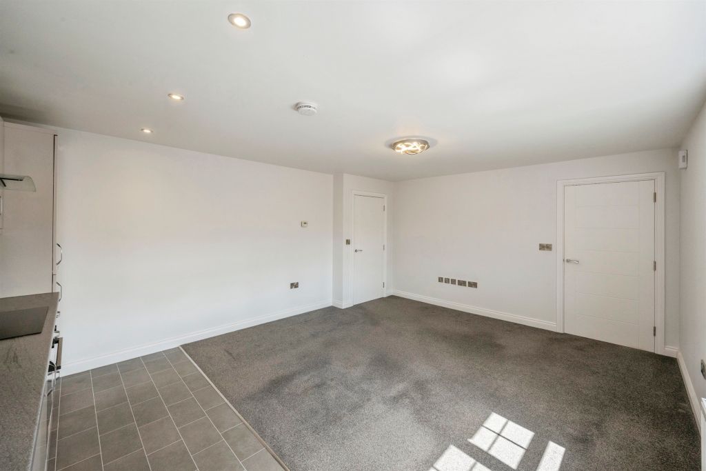 Additional image 5 of 1 bed flat for saleWaterloo Court, Scunthorpe DN17