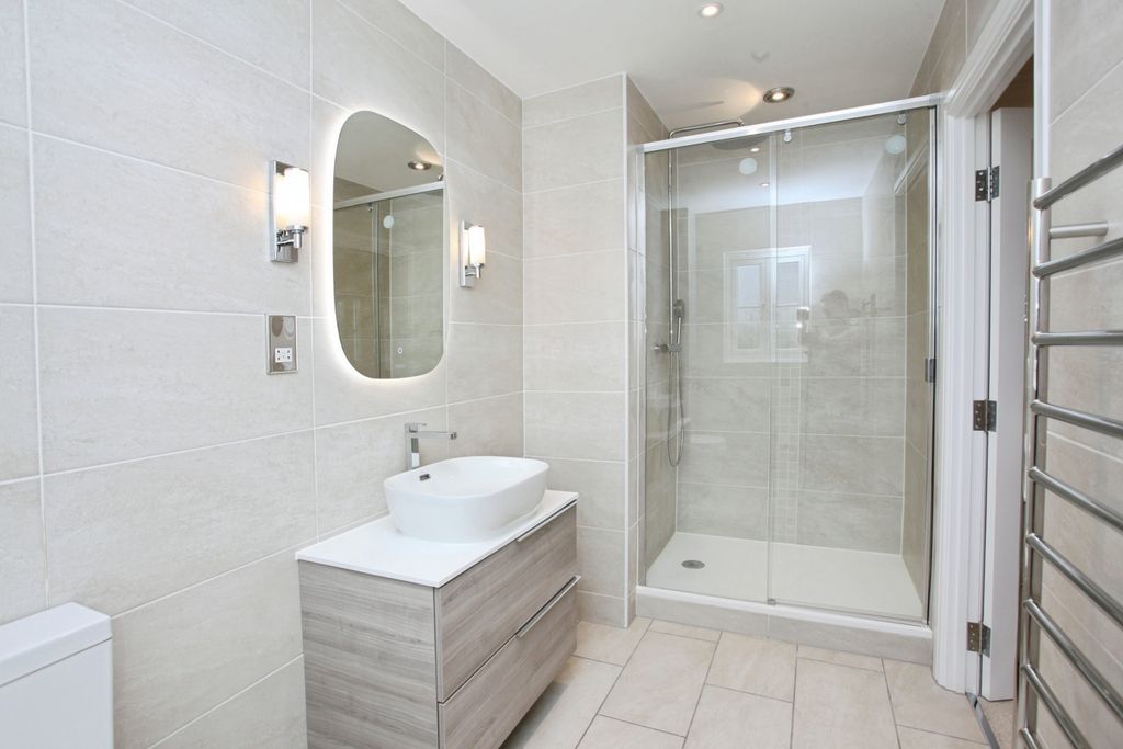 Additional image 35 of 5 bed detached house for saleMons Close, Newport NP20