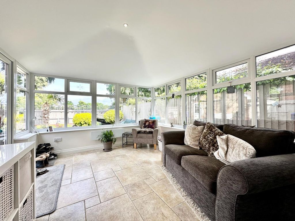 Additional image 7 of 5 bed detached house to rentGeorge Lane, Walkington, Beverley, East Yorkshire HU17