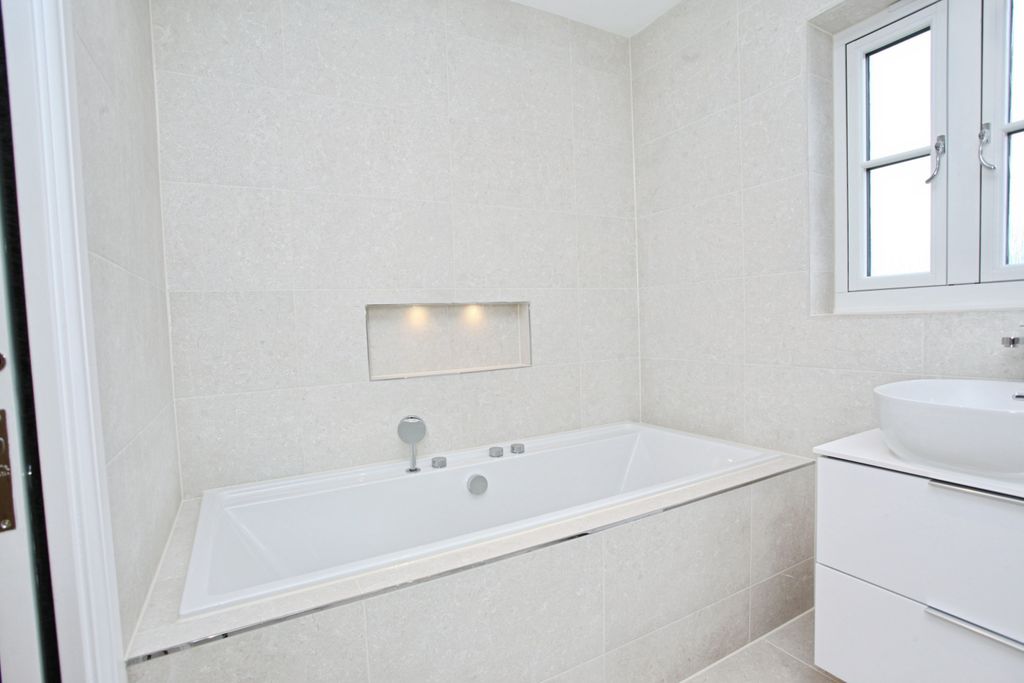 Additional image 40 of 5 bed detached house for saleMons Close, Newport NP20