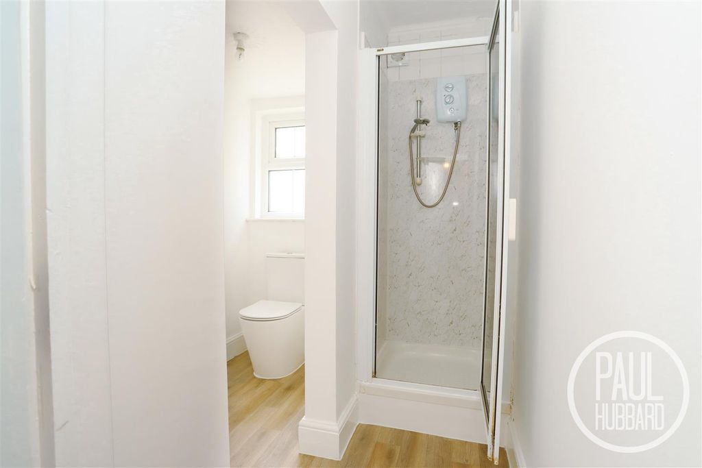 Additional image 5 of 1 bed flat to rentMarine Parade, Lowestoft NR33