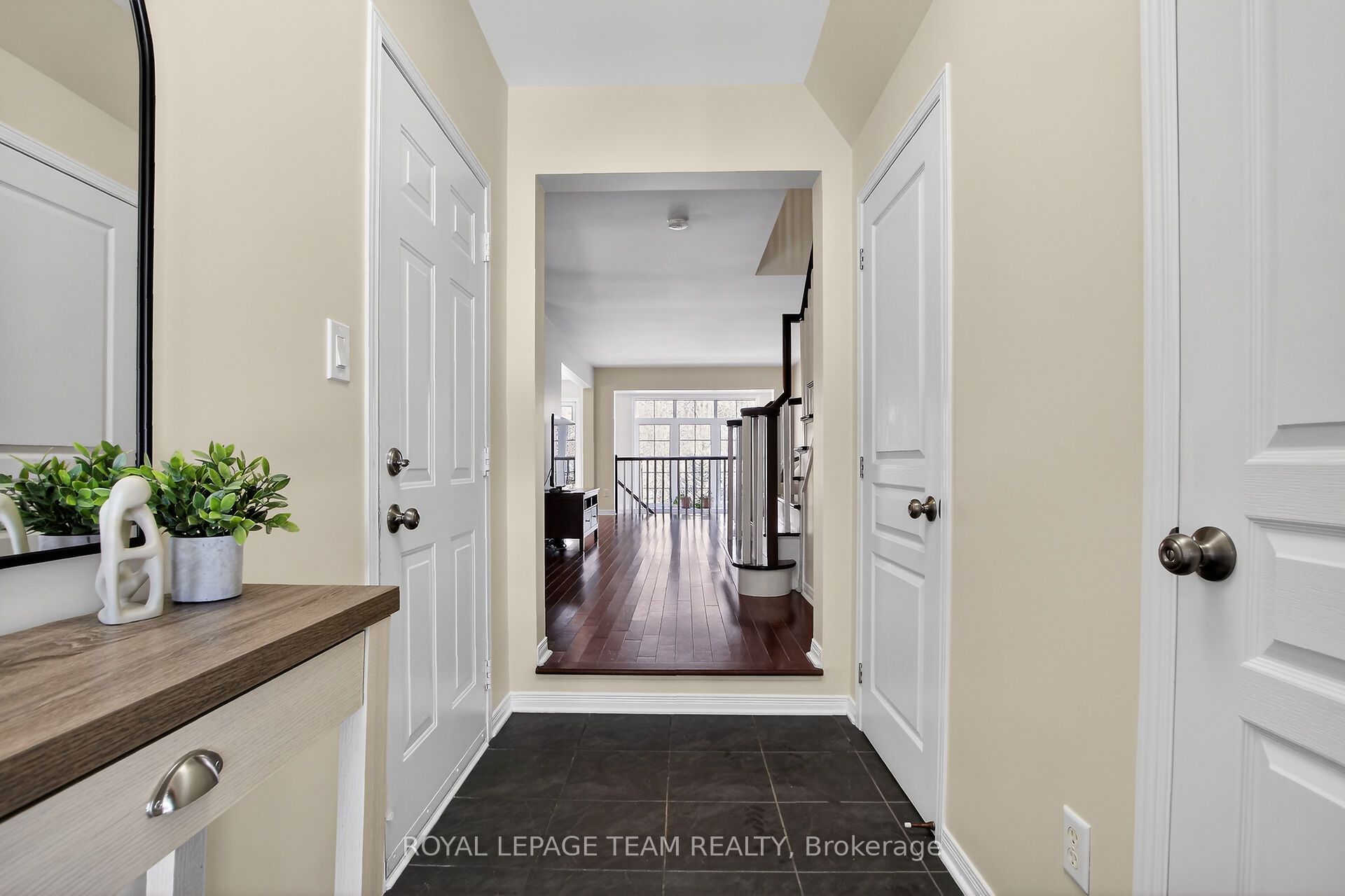 Additional image 4 of 19 Goldthorpe Private, Ottawa, ON, K2J 5L6
