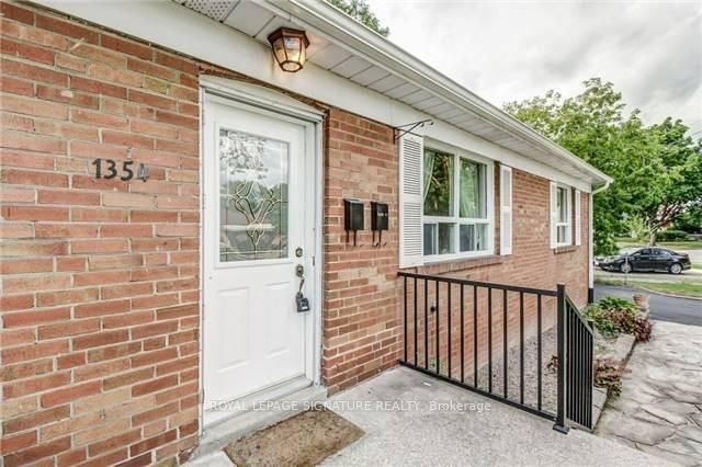 Additional image 2 of Upper-1354 Augustine Drive, Burlington, ON, L7P 2M8