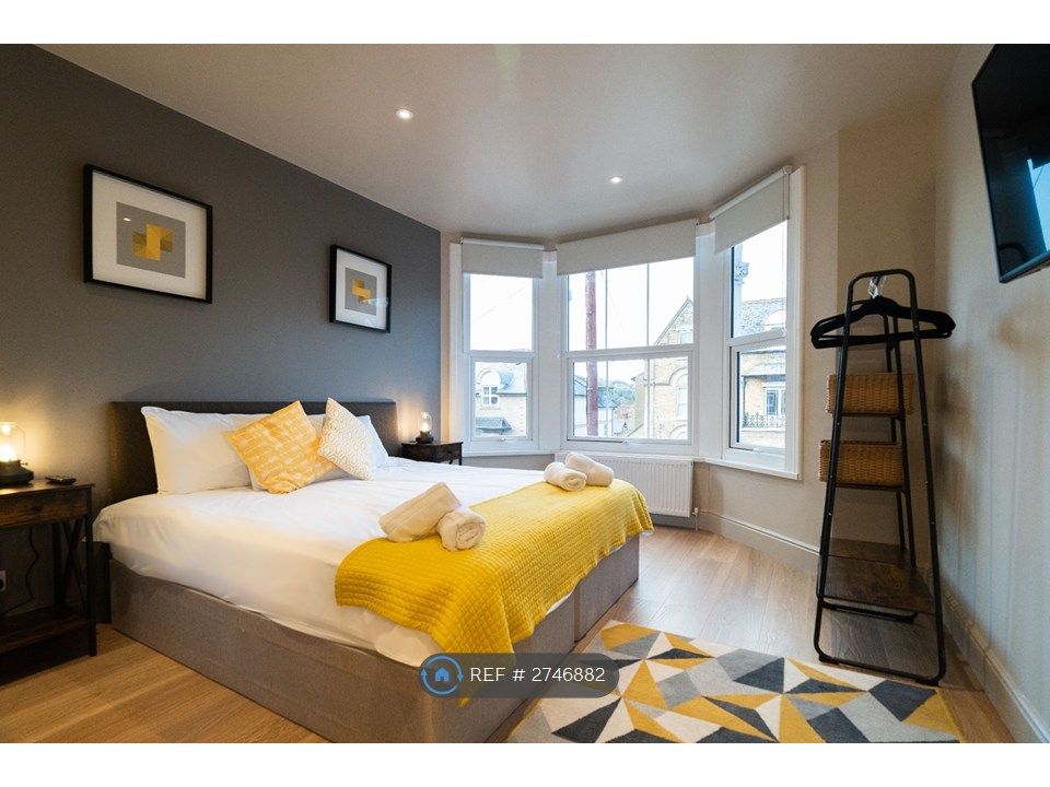 Additional image 14 of 3 bed flat to rentPriory Road, High Wycombe HP13