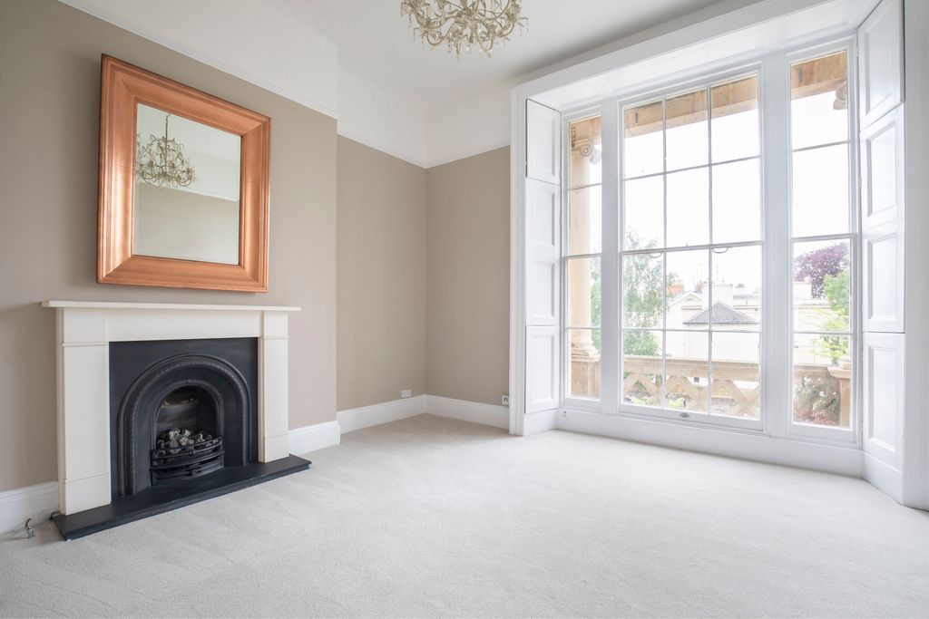 Additional image 2 of 3 bed flat to rentMalvern Road, Cheltenham GL50