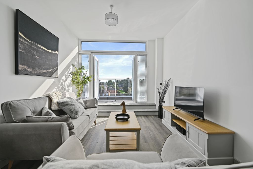 Additional image 8 of 2 bed penthouse to rent405 Guild House, Oundle Road, Peterborough PE2