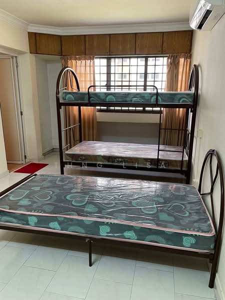 552 Jurong West Street 42 photo 4