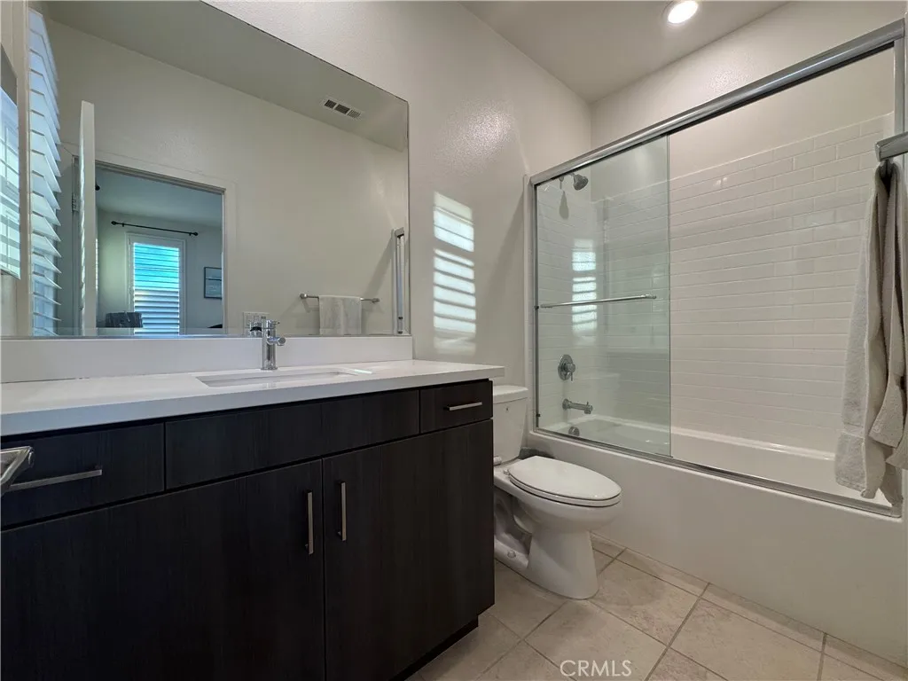 Additional image 81 of 179 Cadence, Irvine, CA 92618