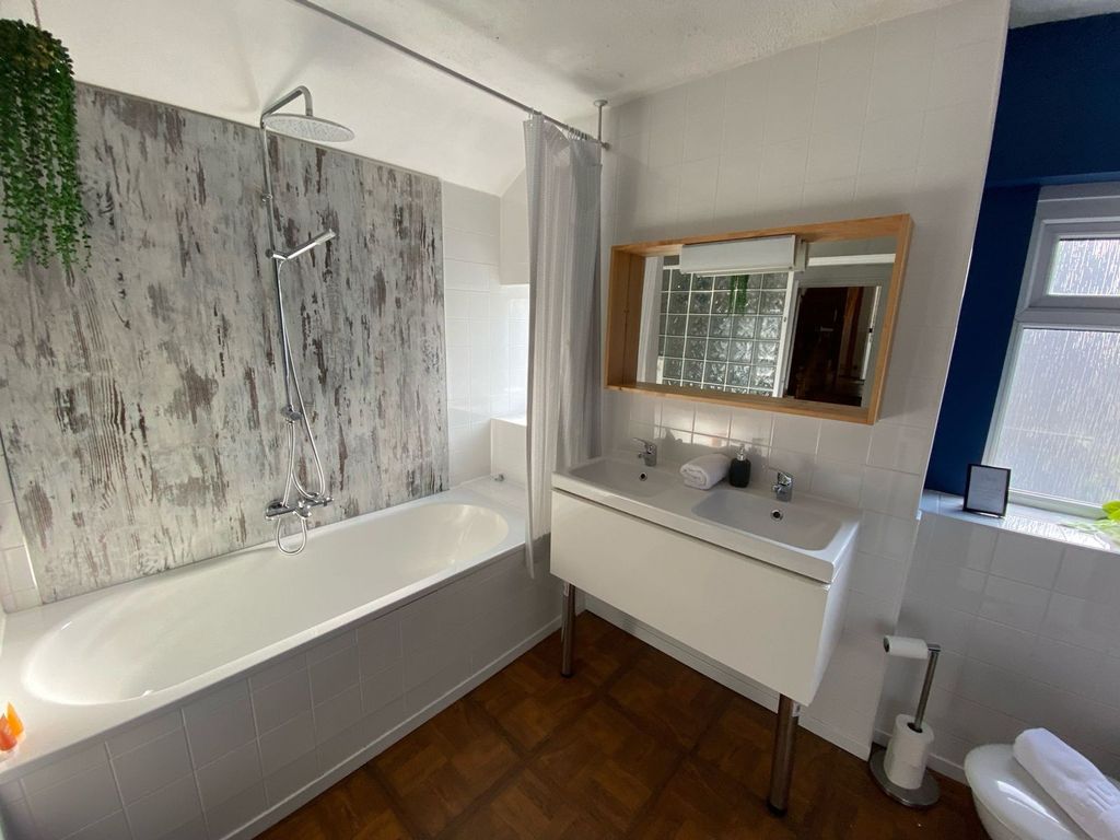 Additional image 5 of 4 bed end terrace house to rentCoronation Terrace, Penarth CF64
