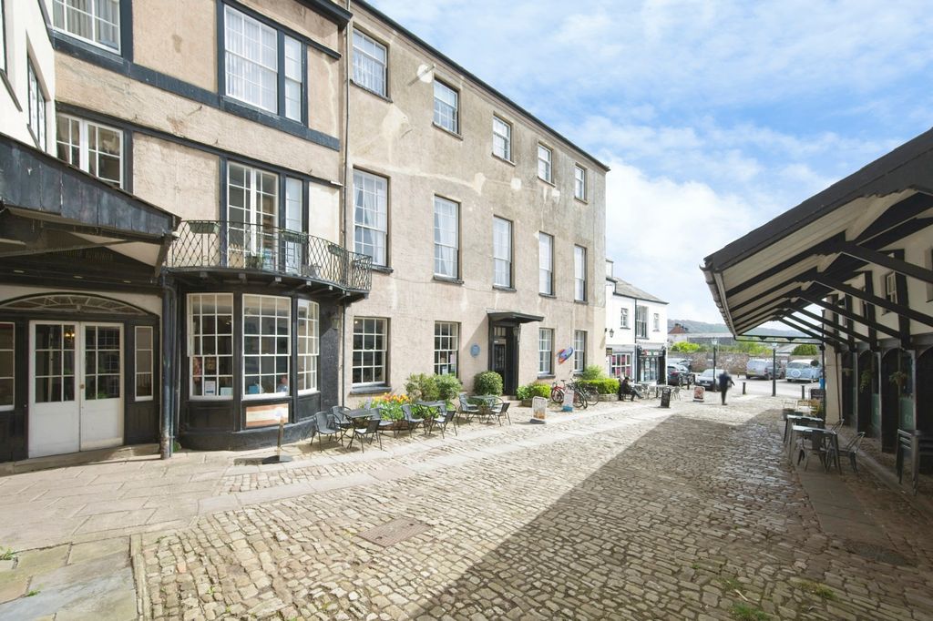 Additional image 2 of 2 bed flat for saleAgincourt Square, Monmouth, Monmouthshire NP25
