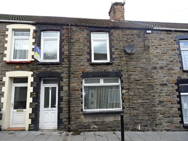 2 bed terraced house to rentFox Street, Treharris CF46