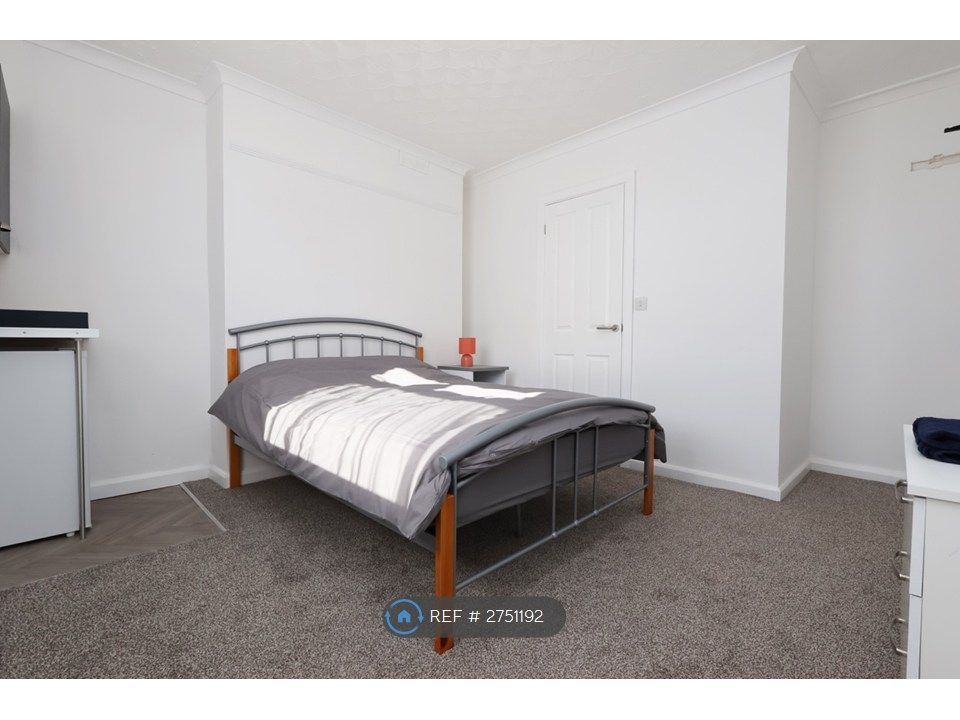 Additional image 12 of Room to rentNew St, Burry Port SA16