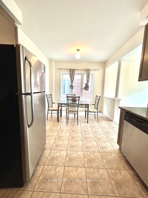 24 Yardley Crescent, Brampton, ON, L6X 5L3 photo 5