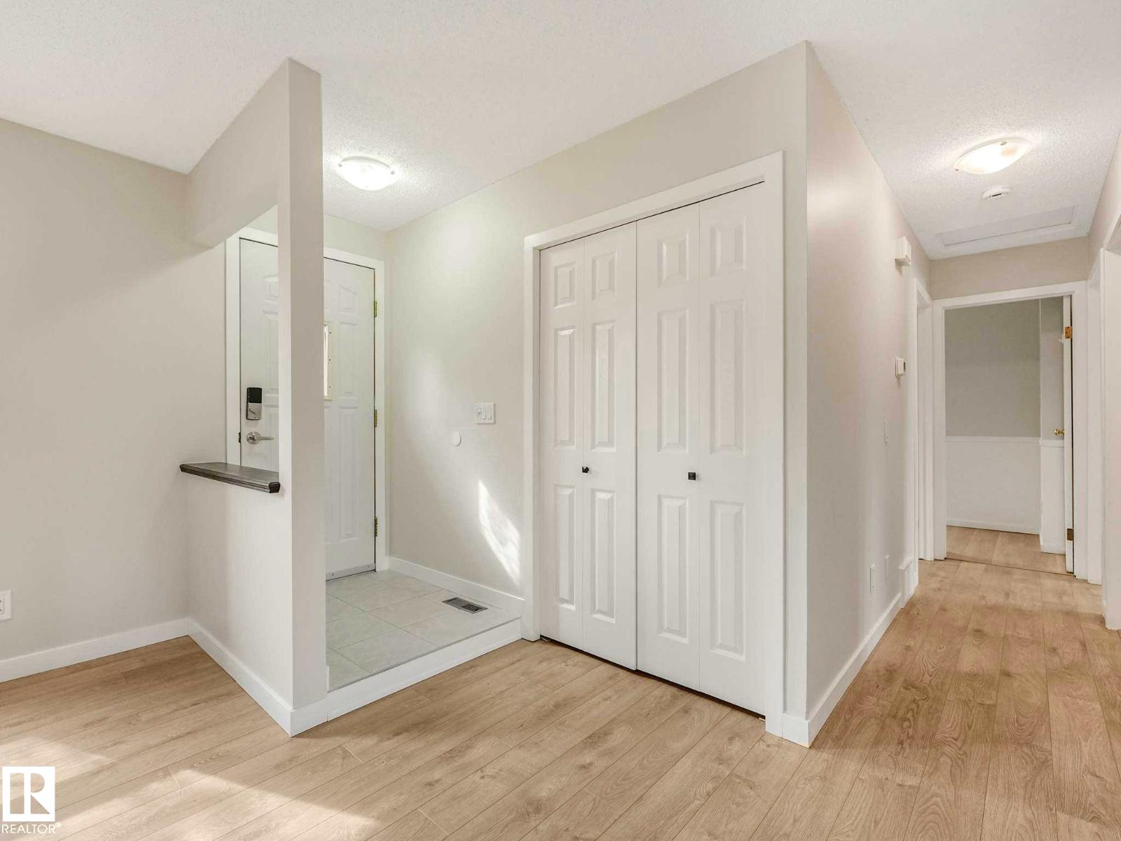 Additional image 5 of 37 Woodstock Drive, Sherwood Park, AB, T8A4C4