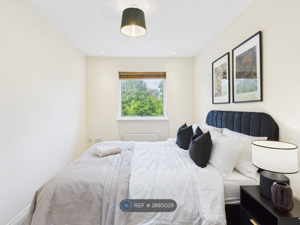 Additional image 12 of 2 bed flat to rentCorinne Court, Cheltenham GL51