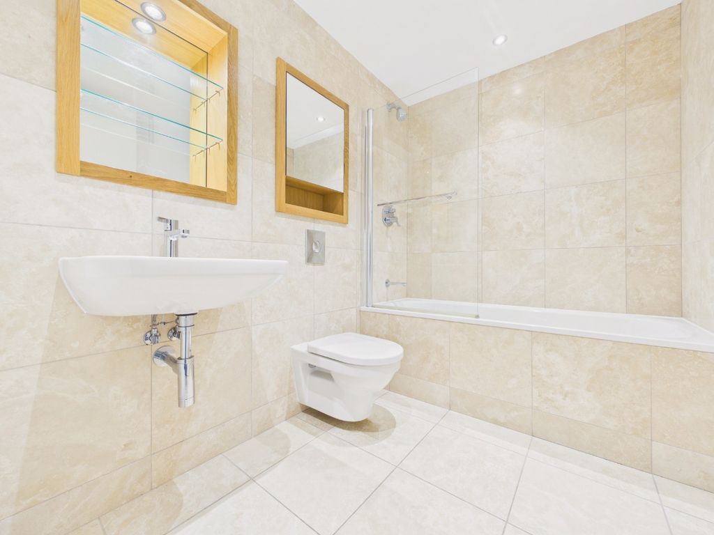 Additional image 11 of 1 bed flat for saleThe Beeches, 99 Main Street, Willerby, Hull, East Riding Of Yorkshire HU10