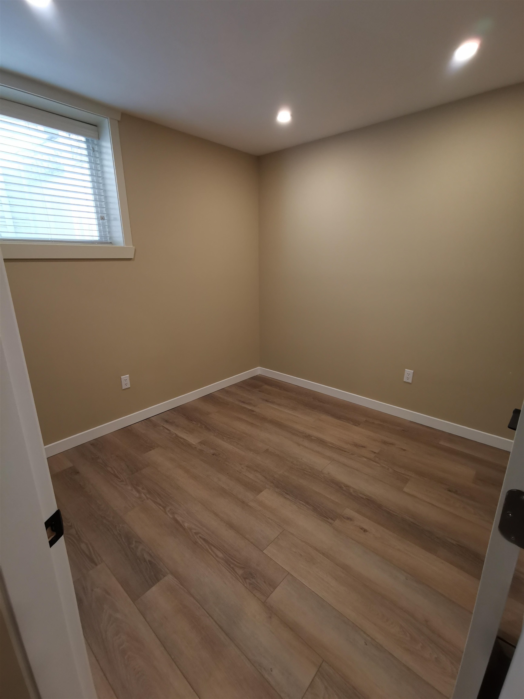 Additional image 5 of Basement-103 164a Street, Surrey, BC, V4N 5M4