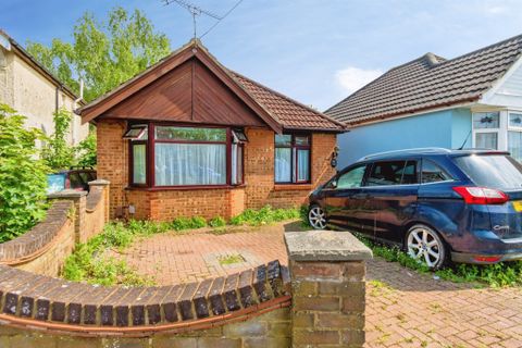 Bath Road, Southampton SO19