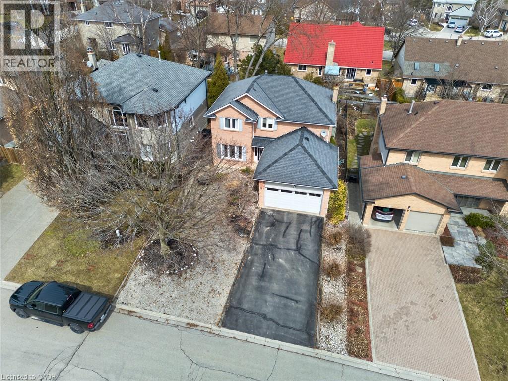 Additional image 2 of 11 Giffin Road, Dundas, ON, L9H6S4