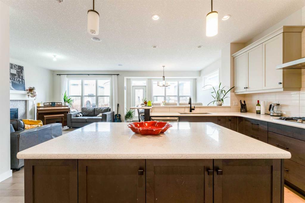 Additional image 6 of 42 Buckskin Way, Cochrane, AB, T4C 2P1