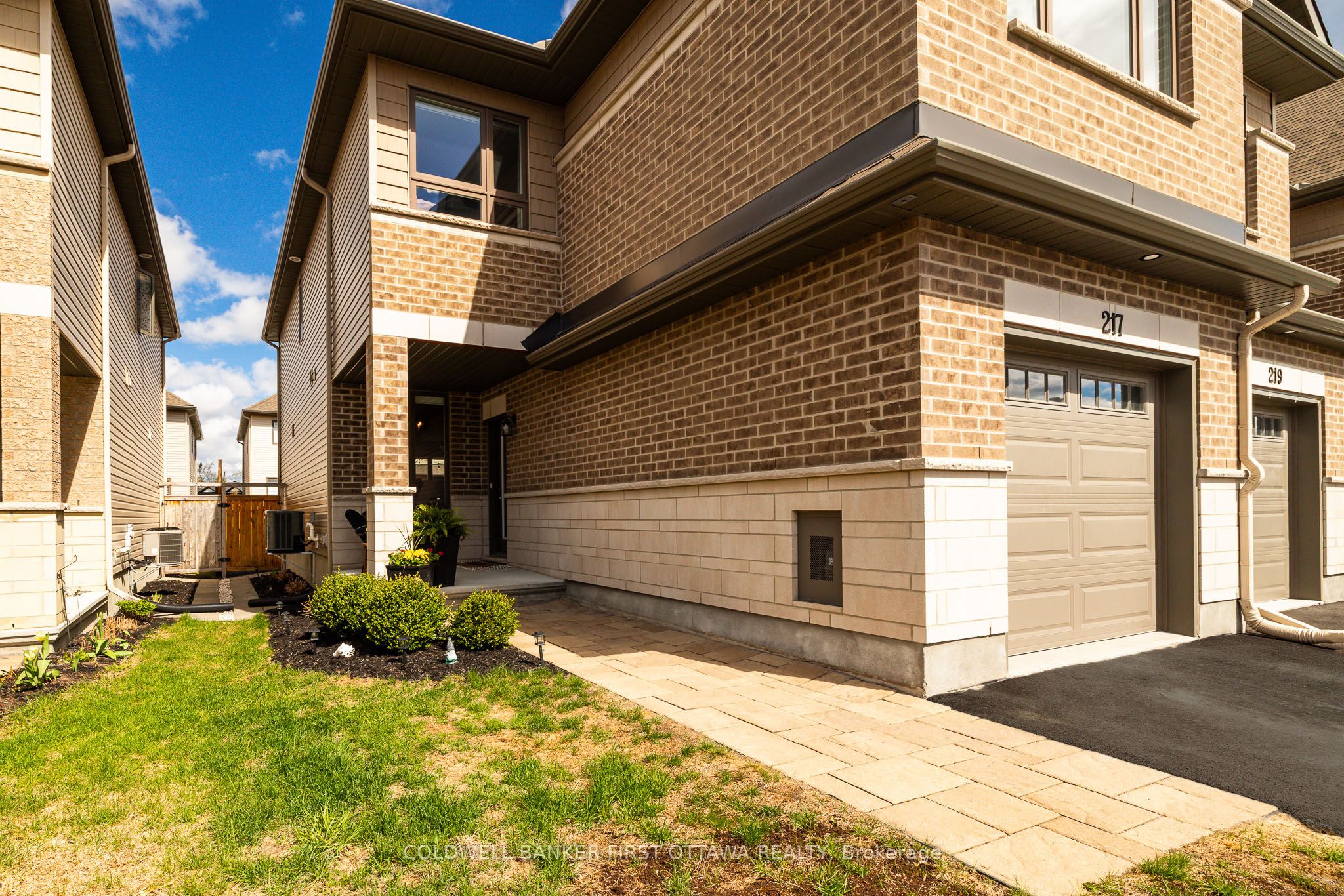 Additional image 2 of 217 Purchase Crescent, Ottawa, ON, K2S 2L8