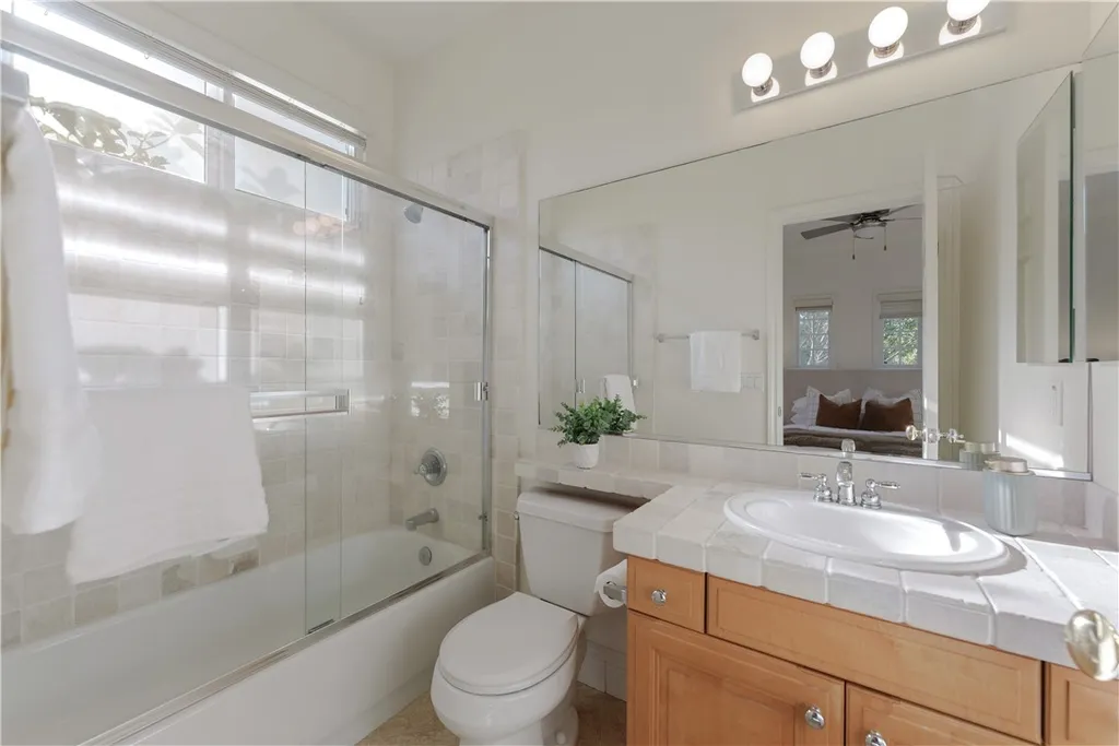 Additional image 21 of 5464 Shannon Ridge Ln, San Diego, CA 92130