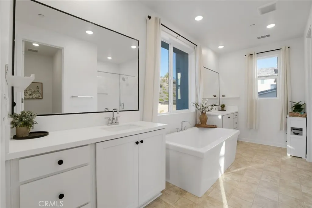 Additional image 95 of 28619 Sunny Ridge Terrace, Castaic, CA 91384