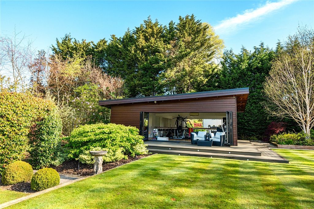 Additional image 18 of 6 bed detached house for salePriory Drive, Stanmore HA7
